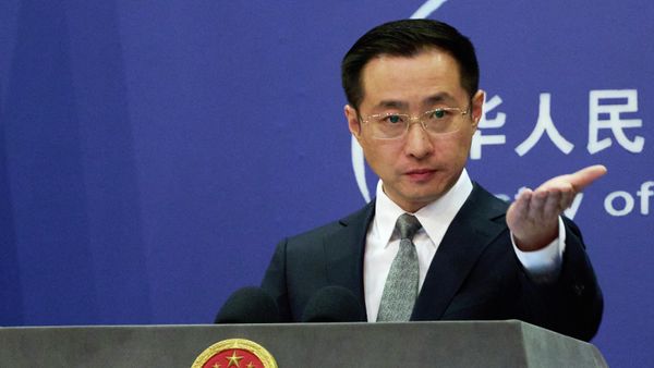 Lin Jian, el portavoz del Ministerio de Relaciones Exteriores chino. - Sputnik Mundo