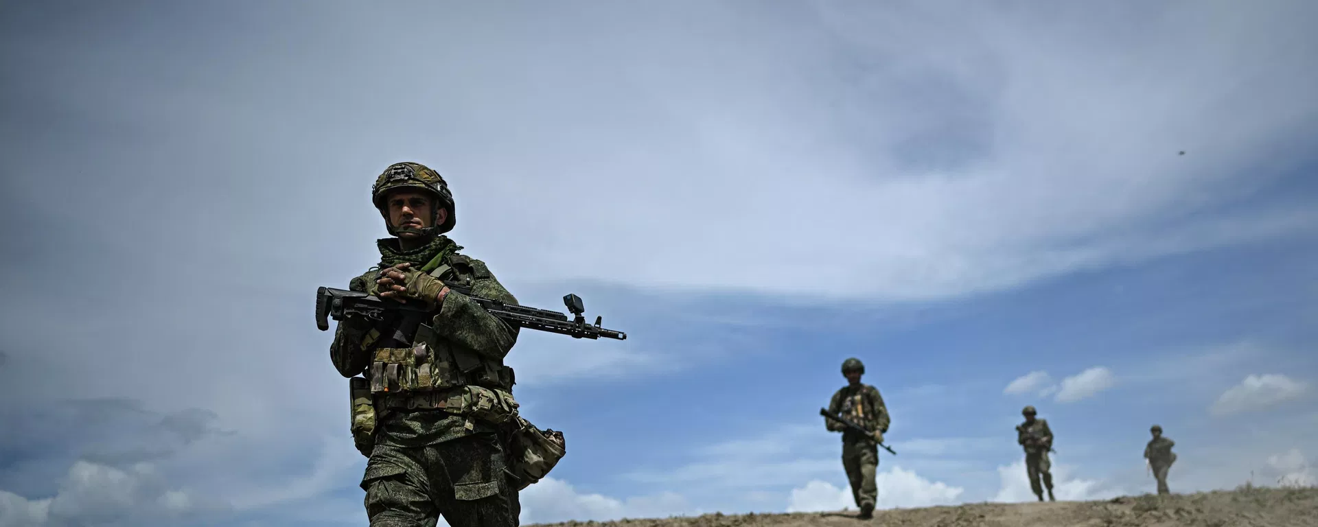 Soldati russi nell'area dell'operazione militare speciale Soldati russi nell'area dell'operazione militare speciale - Sputnik World, 1920, 19.09.2026