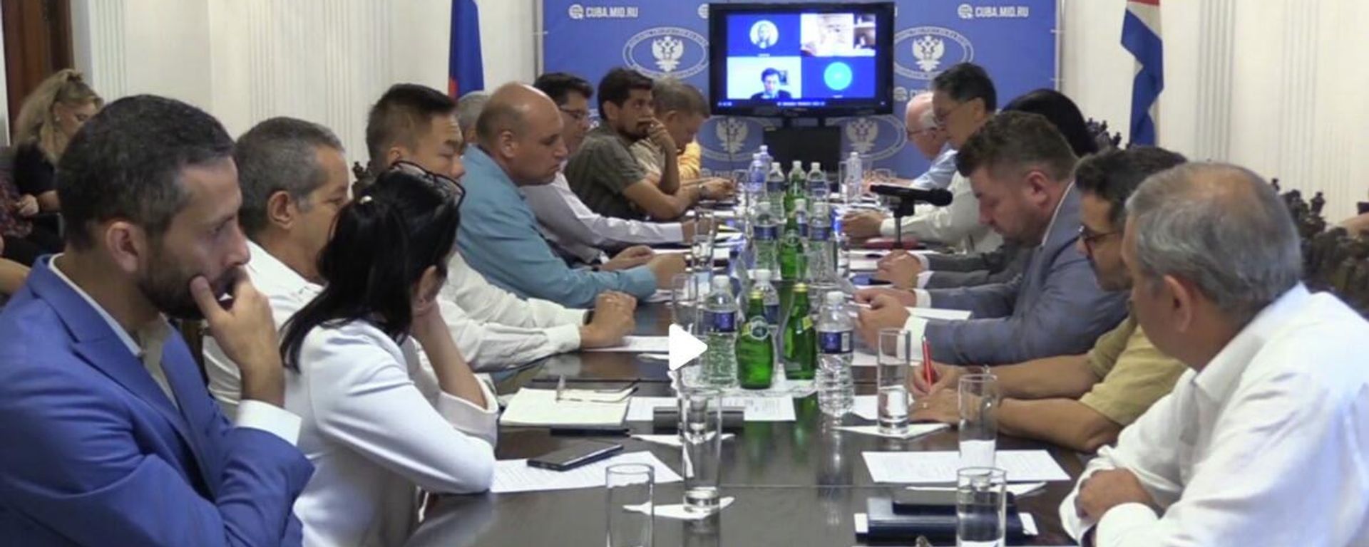 Reunión dentro del Seminario científico-práctico sobre el tema Cuba-Unión Económica Euroasiática (UEEA)-América Latina: Vectores de interacción multifacética, realizado en La Habana. - Sputnik Mundo, 1920, 29.05.2026