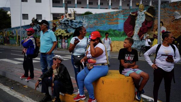 Población en las calles de Caracas, Venezuela. - Sputnik Mundo