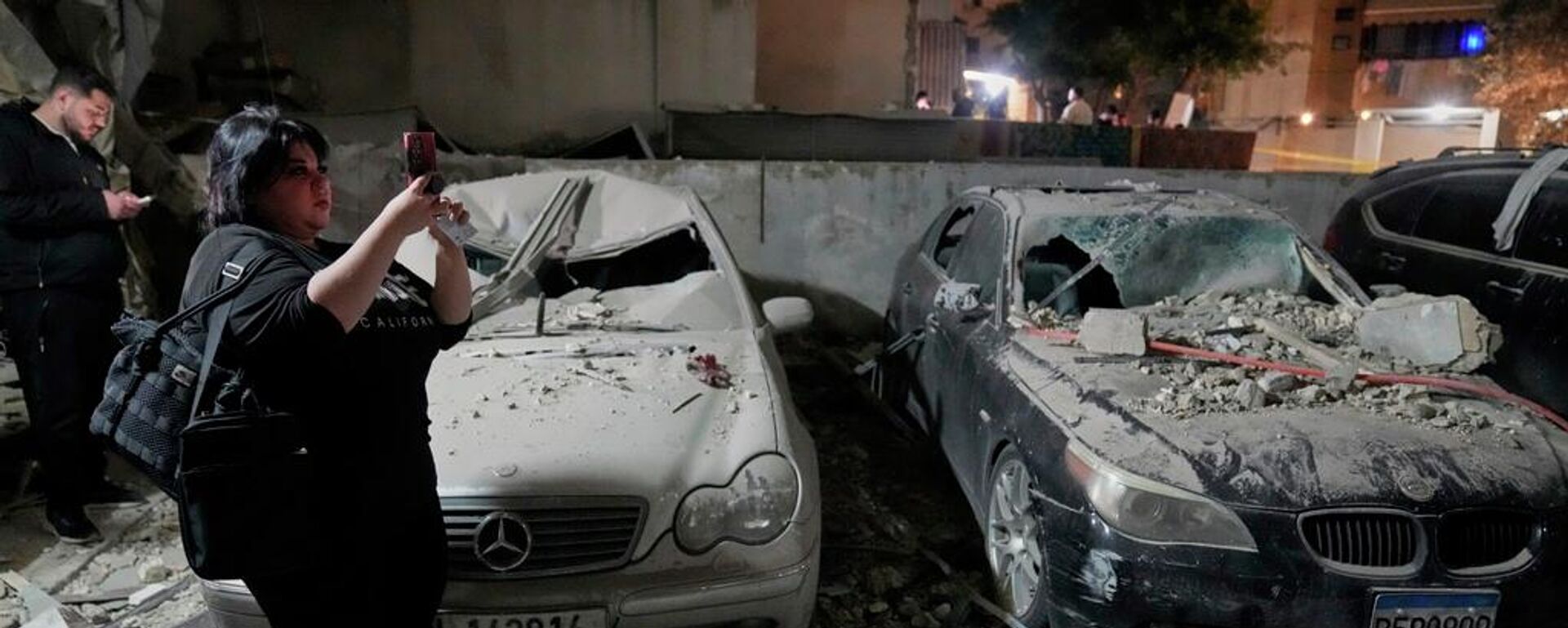 Resultados de un ataque israelí contra un edificio de apartamentos en un suburbio al sur de Beirut, Líbano. - Sputnik Mundo, 1920, 01.06.2026