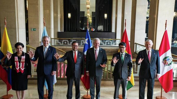 José Antonio Kast, presidente de Chile, junto con los cancilleres de Ecuador, Argentina, Bolivia y Perú - Sputnik Mundo
