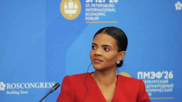 Periodista estadounidense Candace Owens en el SPIEF 2026 - Sputnik Mundo