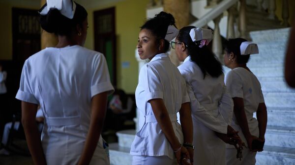 Enfermeras de un hospital cubano - Sputnik Mundo