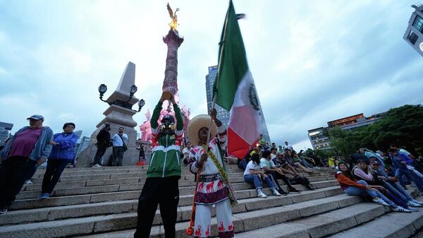 El Ángel de lndependencia de la Ciudad de México  - Sputnik Mundo
