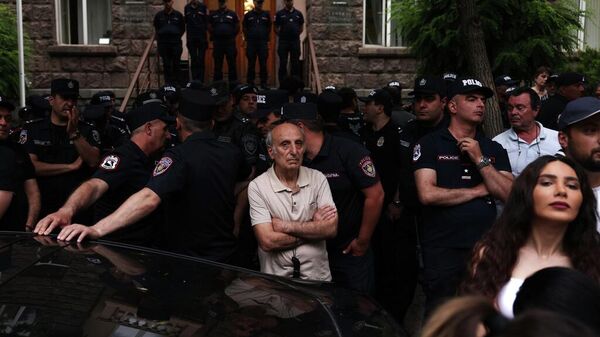 Protestas en Armenia. - Sputnik Mundo