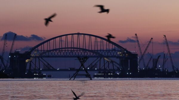El proceso de construcción del puente de Crimea (archivo)  - Sputnik Mundo