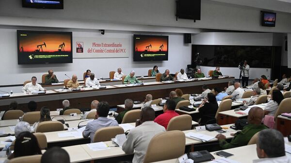 El Pleno Extraordinario del Comité Central del Partido Comunista de Cuba - Sputnik Mundo