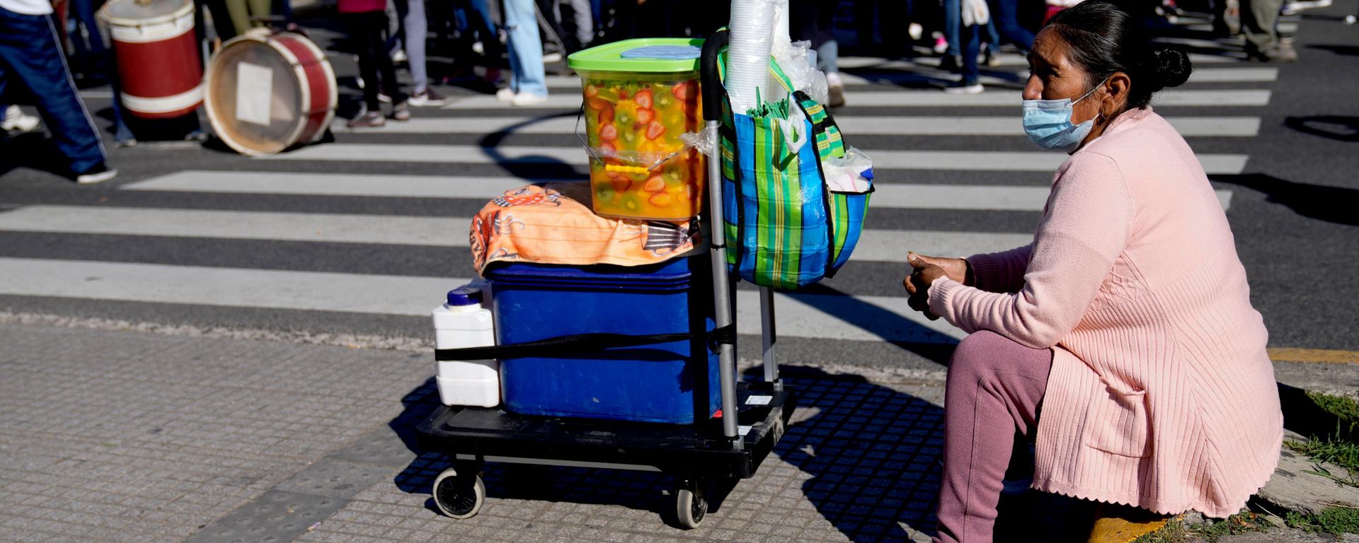 Trabajo informal en Argentina. - Sputnik Mundo, 1920, 24.06.2026