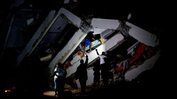Consecuencias del terremoto en Venezuela - Sputnik Mundo