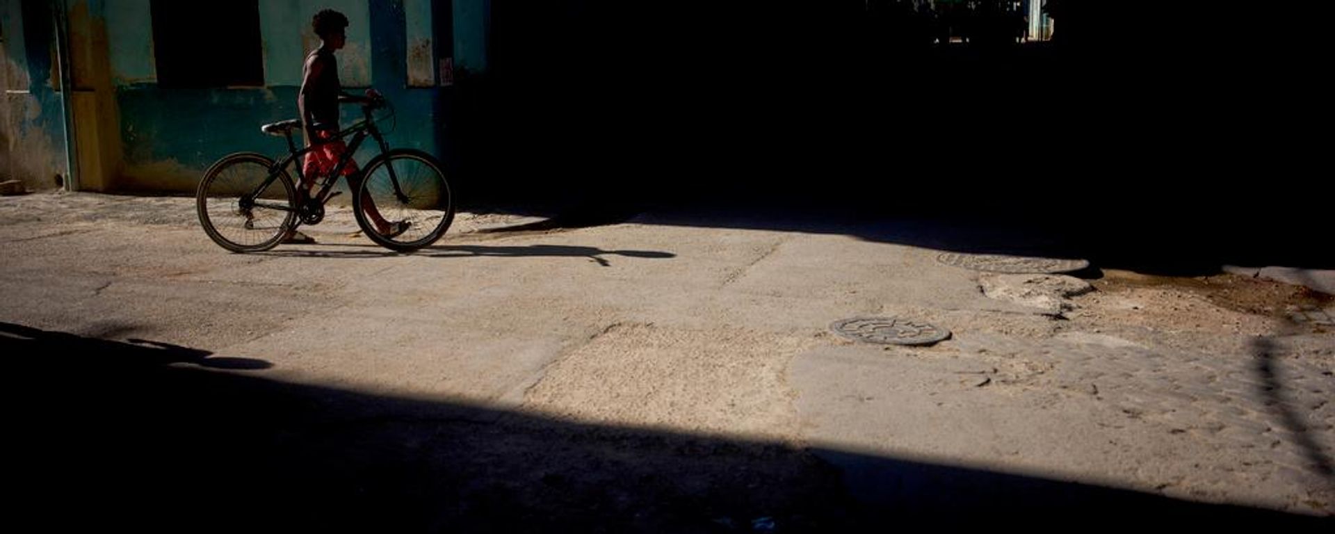 Actualmente, Cuba sufre un apagón eléctrico. - Sputnik Mundo, 1920, 10.07.2026