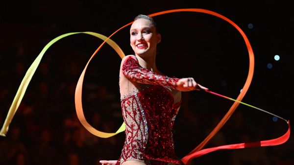 Una participante en el concierto de gala del equipo ruso de gimnasia rítmica, Moscú, Rusia - Sputnik Mundo
