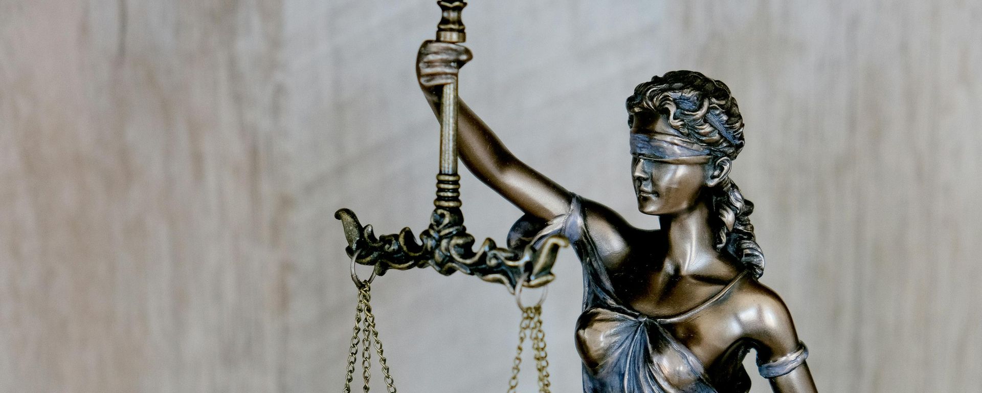 Estatua de Temis, una diosa preolímpica que representa la justicia - Sputnik Mundo, 1920, 14.07.2026
