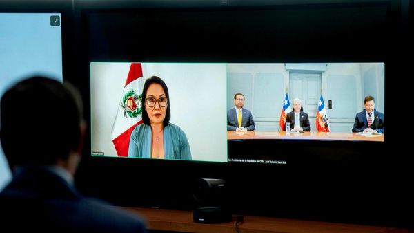 La presidenta electa de Perú, Keiko Fujimori, mantiene una conversación por videollamada con el presidente de Chile, José Antonio Kast, en julio de 2026 - Sputnik Mundo