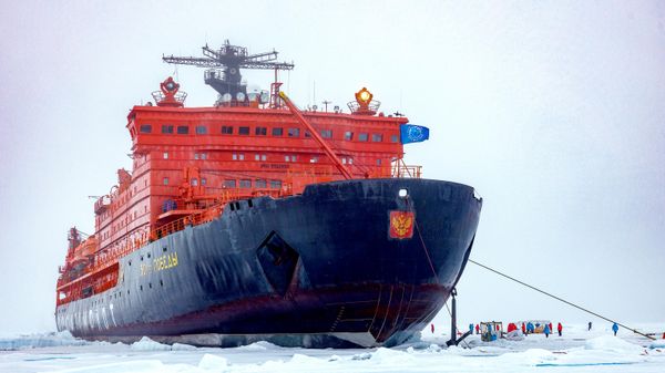 El rompehielos atómico denominado 50 años de Victoria - Sputnik Mundo