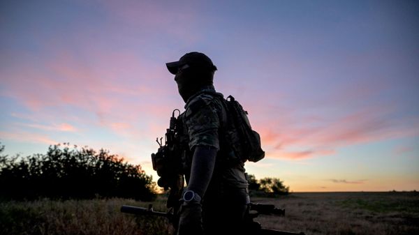 Soldado ruso en la zona de la operación militar especial  - Sputnik Mundo