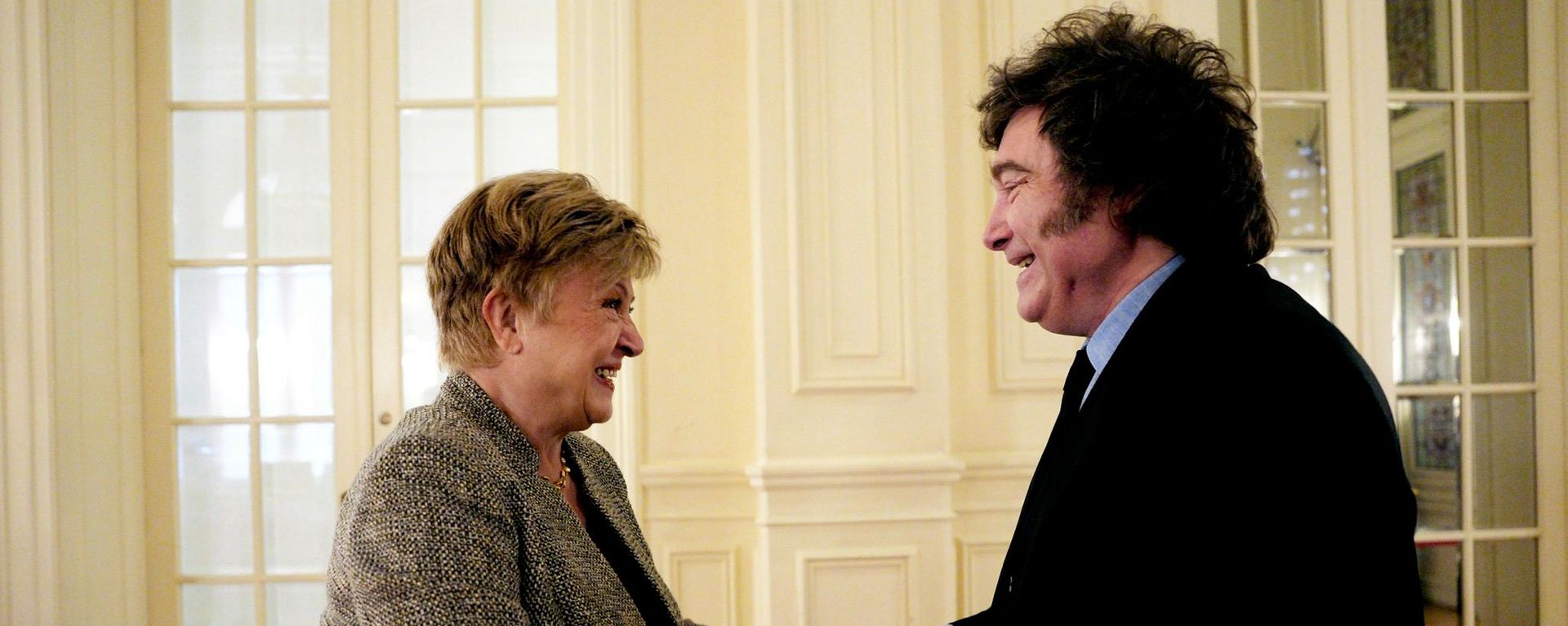 Kristalina Georgieva, directora gerente del Fondo Monetario Internacional, y Javier Milei, presidente de Argentina - Sputnik Mundo, 1920, 29.07.2026