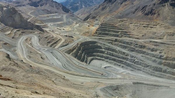 Vista aérea de la mina Andina de la empresa estatal chilena Codelco, en la región de Valparaíso - Sputnik Mundo