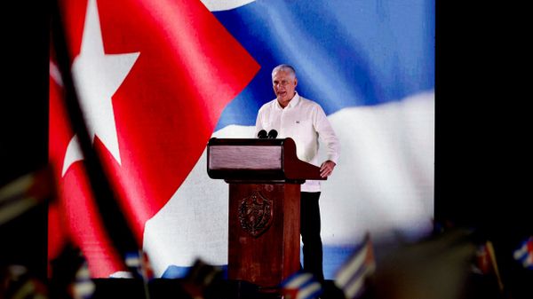 Miguel Díaz-Canel, presidente de Cuba, pronuncia un discurso durante una ceremonia conmemorativa del Día de la Rebelión Nacional, el 26 de julio de 2026  - Sputnik Mundo