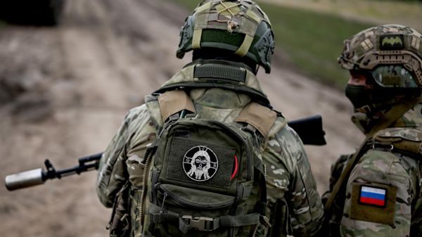 Soldados rusos en la zona de la operación militar especial - Sputnik Mundo