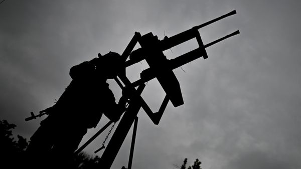 Soldado ruso en la zona de la operación militar especial - Sputnik Mundo