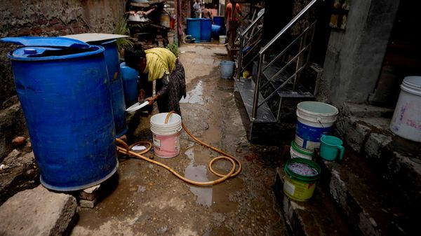 Francia y Reino Unido tienen fuertes restricciones por escasez de agua - Sputnik Mundo