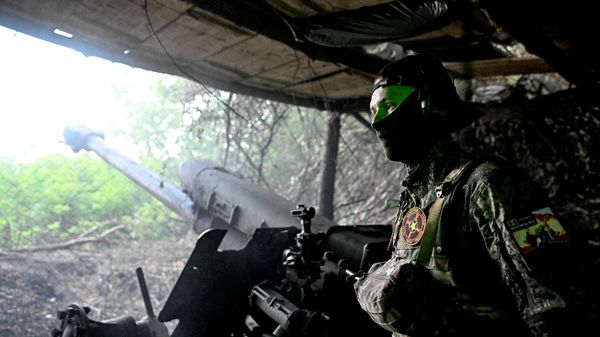 Soldado ruso en la zona de la operación militar especial Soldado ruso en la zona de la operación militar especial - Sputnik Mundo