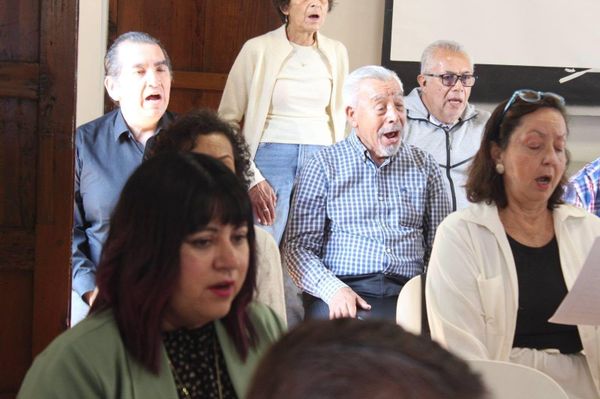 Adultos mayores  - Sputnik Mundo