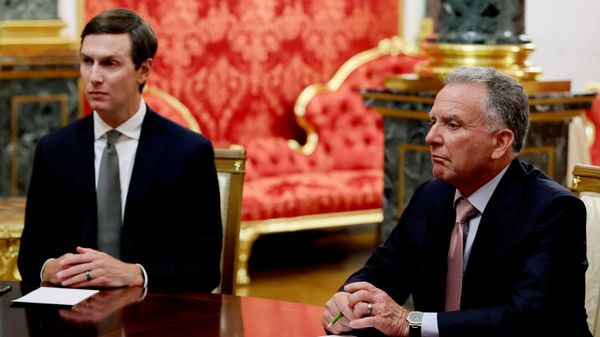 El yerno del mandatario estadounidense, Jared Kushner, y el enviado especial del presidente de Estados Unidos, Steven Witkoff, en Moscú, el 5 de septiembre de 2026 - Sputnik Mundo