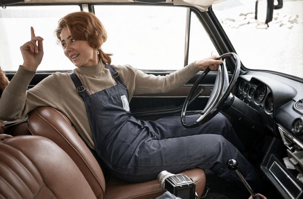 En 1968, la revista Za Rulem (Al volante, en español) lanzó un concurso para bautizar al nuevo modelo. Entre miles de propuestas hubo nombres tan curiosos como Violeta o Memorial.El ganador fue Zhigulí, en homenaje a las montañas cercanas a la ciudad rusa de Toliatti. Al principio se lo conocía simplemente como el uno, hasta que a fines de los años ochenta se popularizó el apodo de Kopeika (una unidad monetaria que equivale a la centésima parte del rublo). - Sputnik Mundo