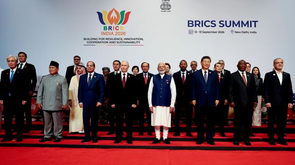 Los dirigentes de varios Estados, participantes en la Cumbre de los BRICS en la India - Sputnik Mundo