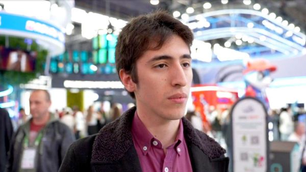 El estudiante de Filosofía en la Universidad de Buenos Aires y miembro del Centro de Integración y Cooperación de Rusia y América Latina (CICRAL) Argentina, Santino Suárez. - Sputnik Mundo