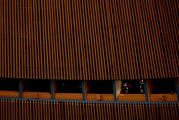 Las cámaras captan la llegada de los diplomáticos para asistir a los debates. - Sputnik Mundo