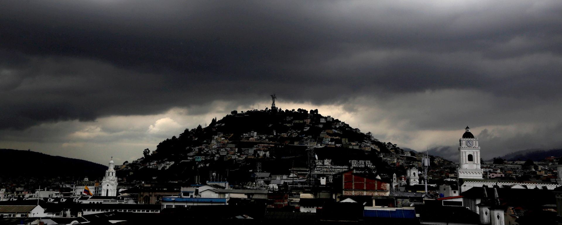 Vista aérea de Quito, Ecuador - Sputnik Mundo, 1920, 29.09.2026