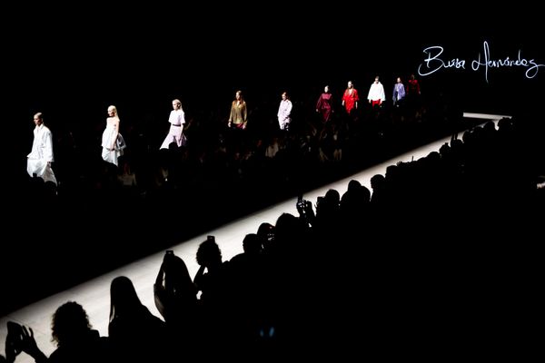 Desfile de la colección de Brisa Hernández durante la séptima Semana de la Moda de Moscú - Sputnik Mundo