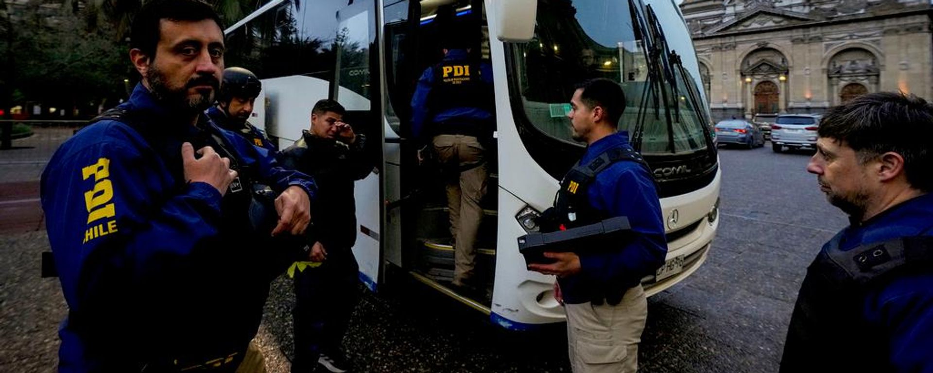 Operativos de seguridad contra migrantes irregulares en Chile. - Sputnik Mundo, 1920, 04.10.2026