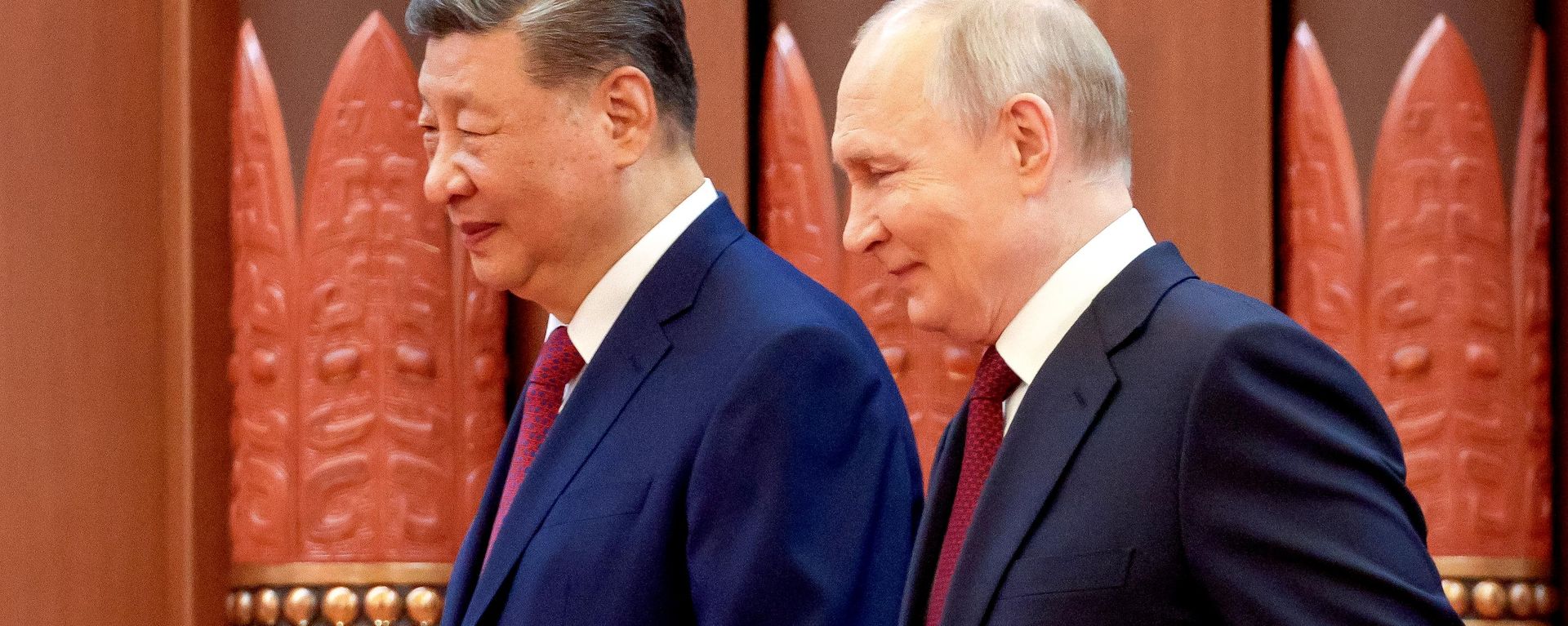 El presidente de Rusia, Vladímir Putin, y el mandatario chino, Xi Jinping - Sputnik Mundo, 1920, 12.10.2026