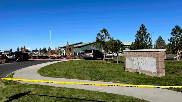 Tiroteo en primaria de Oregón, Estados Unidos - Sputnik Mundo