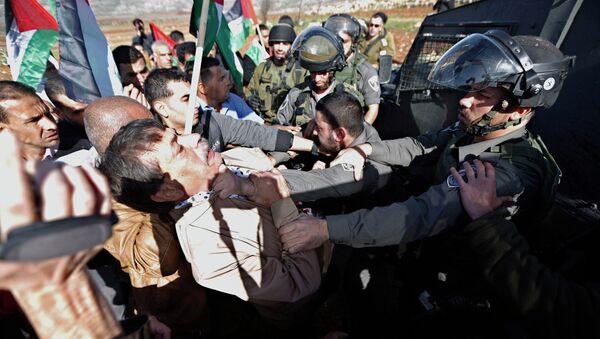 Ziad Abu Ein (izq) - Sputnik Mundo