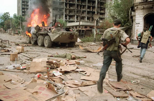 Crónica fotográfica de la primera guerra de Chechenia Crónica fotográfica de la primera guerra de Chechenia - Sputnik Mundo