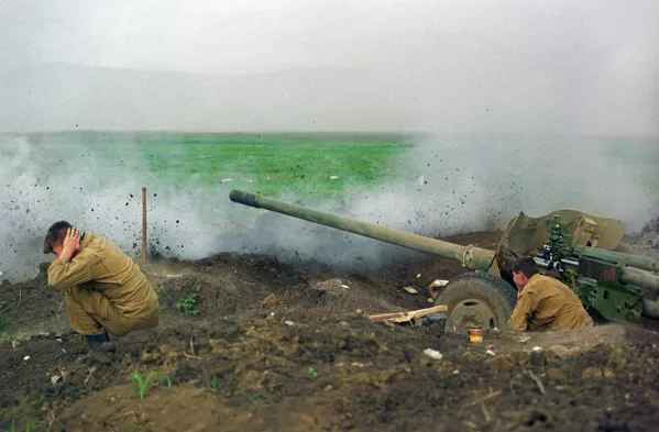 Crónica fotográfica de la primera guerra de Chechenia Crónica fotográfica de la primera guerra de Chechenia - Sputnik Mundo