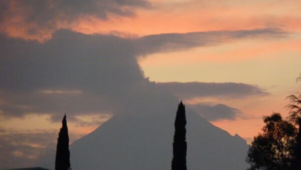 El volcán Popocatépetl (archivo) - Sputnik Mundo