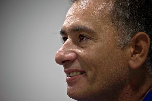 Dr. Félix Báez - Sputnik Mundo