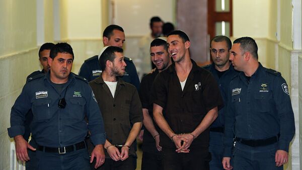 Yitzhak Gabai, Shlomo y Nahman Twito fueran imputados por incendiar un aula de la escuela  de Jerusalén, 15 de diciembre, 2014 - Sputnik Mundo