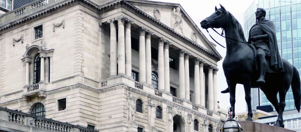 El Banco de Inglaterra considera vulnerables a tres grupos bancarios del Reino Unido El Banco de Inglaterra considera vulnerables a tres grupos bancarios del Reino Unido - Sputnik Mundo