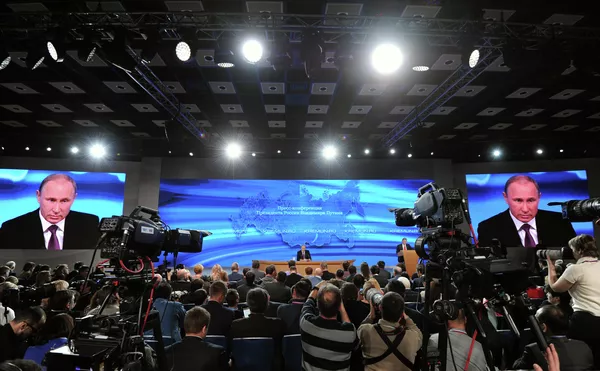 Décima gran rueda de prensa del presidente ruso Vladímir Putin Décima gran rueda de prensa del presidente ruso Vladímir Putin - Sputnik Mundo