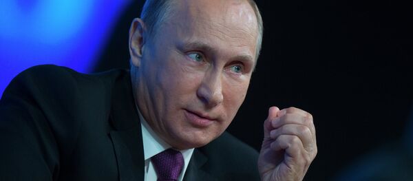 Putin niega que Rusia aplique una política de agresión - Sputnik Mundo