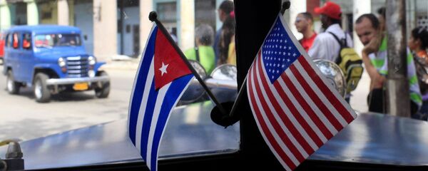 Las banderas de Cuba y EEUU - Sputnik Mundo