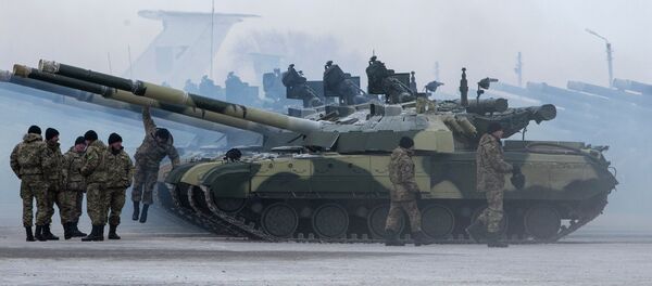 Ejército de Ucrania recibe nuevos tanques (archivo) Ejército de Ucrania recibe nuevos tanques (archivo) - Sputnik Mundo