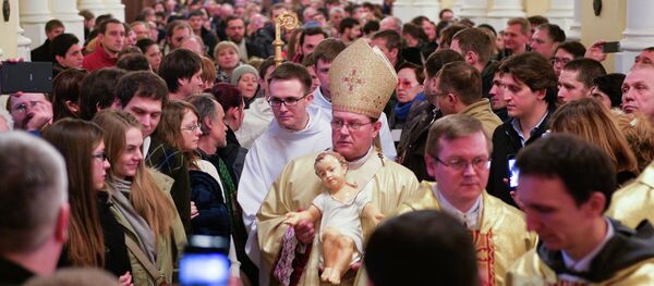 Católicos de Moscú planean construir una nueva catedral en los próximos años - Sputnik Mundo